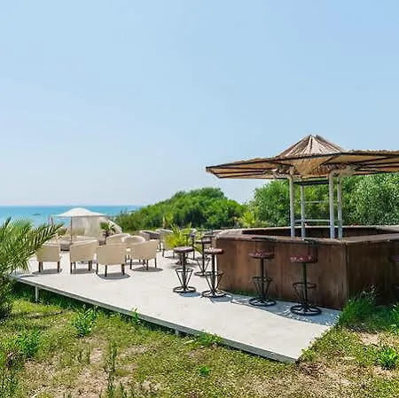 Hotel Nergos Garden Side